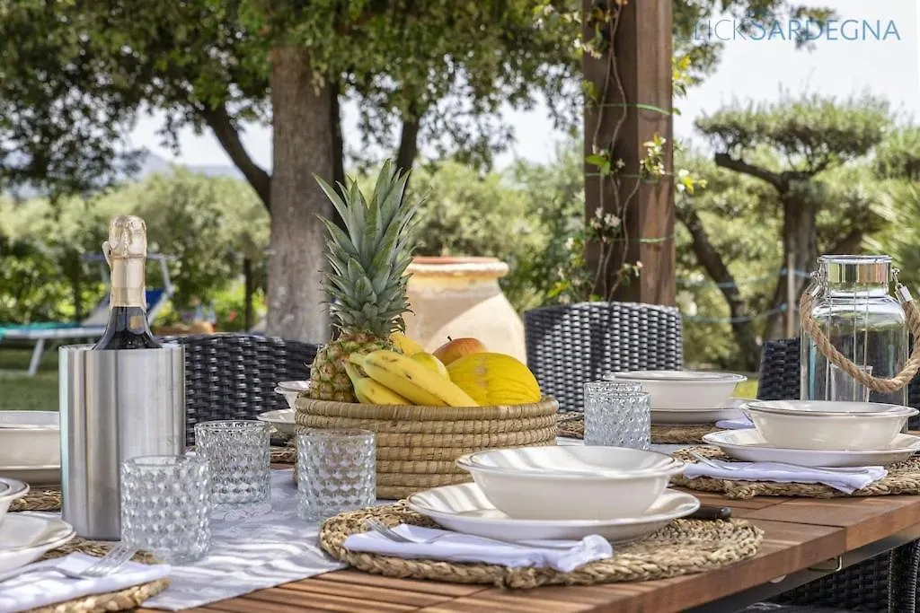 Villa Emanuel: Alghero Seaside Retreat with Private Pool