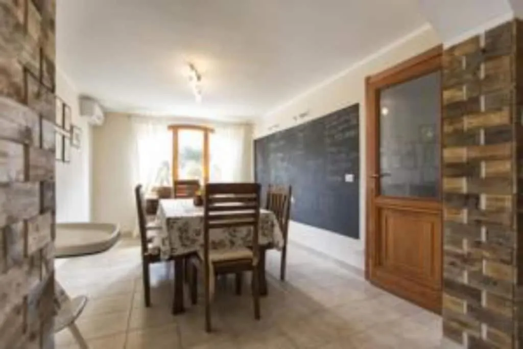 Villa Emanuel: Alghero Seaside Retreat with Private Pool