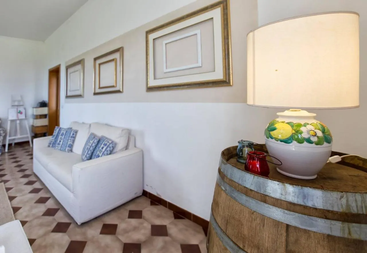 Villa Emanuel: Alghero Seaside Retreat with Private Pool