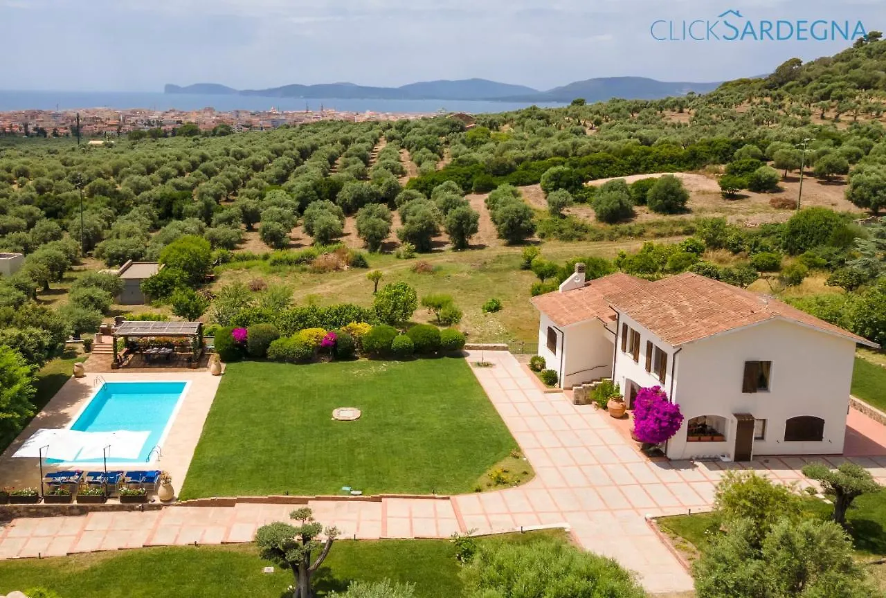 Clicksardegna Villa Emanuel Ad Alghero Con Vista Mare Spettacolare, Piscina Indipendente Per 8 Persone contacts