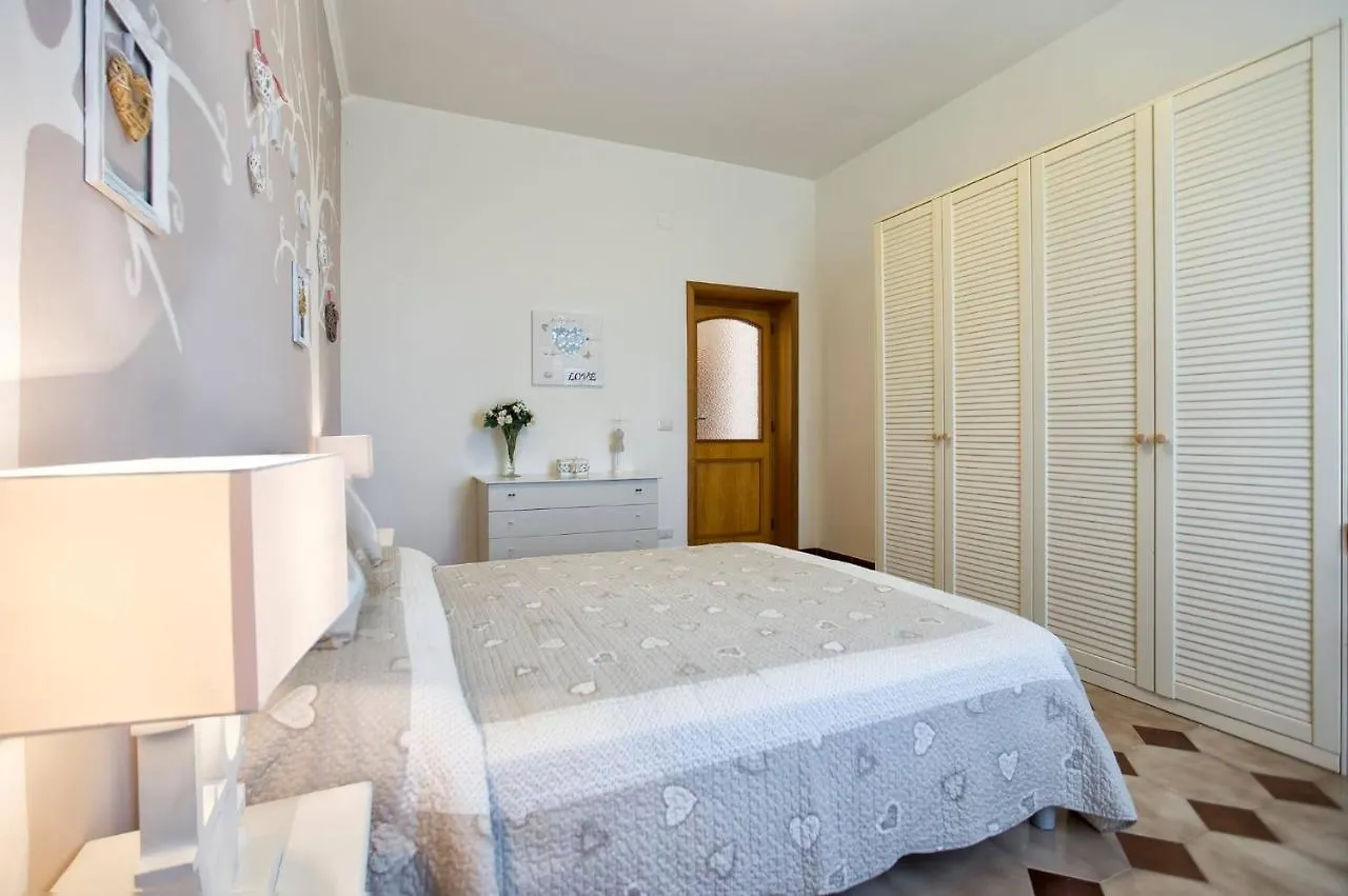 Villa Emanuel: Alghero Seaside Retreat with Private Pool